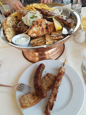 رودس-رستوران-Pezouli-Restaurant-Ialyssos-Rhodes-265283