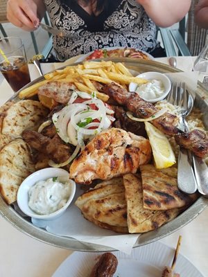 رودس-رستوران-Pezouli-Restaurant-Ialyssos-Rhodes-265300