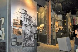 موزه قیام Warsaw Uprising Museum