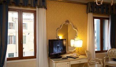 ونیز-هتل-الیمپیا-Hotel-Olimpia-268473