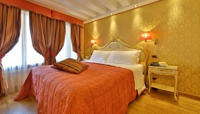 ونیز-هتل-الیمپیا-Hotel-Olimpia-268485