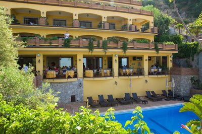 سیسیل-هتل-ویلا-آنجلا-Hotel-Villa-Angela-268669