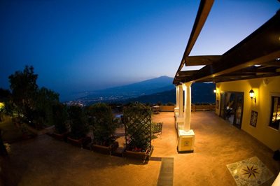 سیسیل-هتل-ویلا-آنجلا-Hotel-Villa-Angela-268674