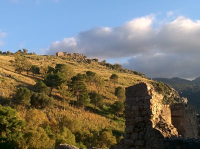 سیسیل-خرابه-های-قلعه-La-rocca-di-Cefalu-269071