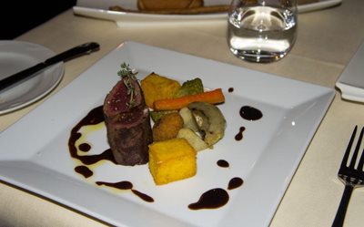 ونیز-رستوران-Ai-Mercanti-Restaurant-269211