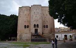 عمارت کوبا Castello della Cuba