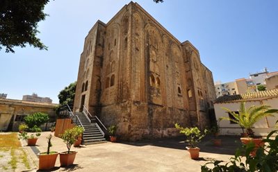 پالرمو-عمارت-کوبا-Castello-della-Cuba-271250