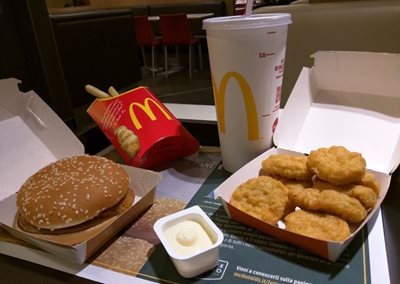 پالرمو-مک-دونالد-McDonald-s-271573