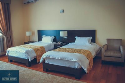 دوشنبه-هتل-لوتوس-Hotel-Lotus-273880