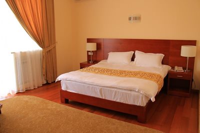 دوشنبه-هتل-لوتوس-Hotel-Lotus-273882