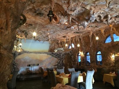 دوشنبه-رستوران-مارکو-پولو-Marco-Polo-Restaurant-274287