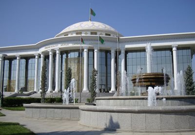 عشق-آباد-موزه-هنرهای-زیبای-ترکمن-Turkmen-Museum-of-Fine-Arts-274480
