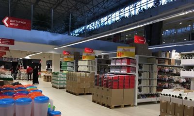 دوشنبه-مرکز-خرید-Auchan-274680