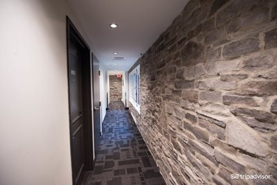 کبک-هتل-Hotel-du-Vieux-Quebec-275610