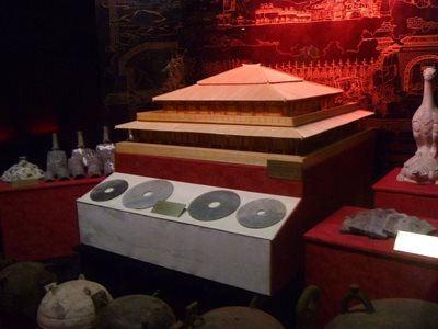 ژیان-آرامگاه-امپراتور-چین-شی-هوانگ-Tomb-of-Emperor-Jingdi-Hanyangling-275946