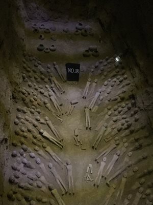 آرامگاه امپراتور چین شی هوانگ (Tomb of Emperor Jingdi (Hanyangling