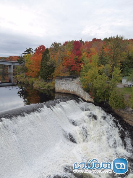 آبشار مانت مورنسی Montmorency Falls Park