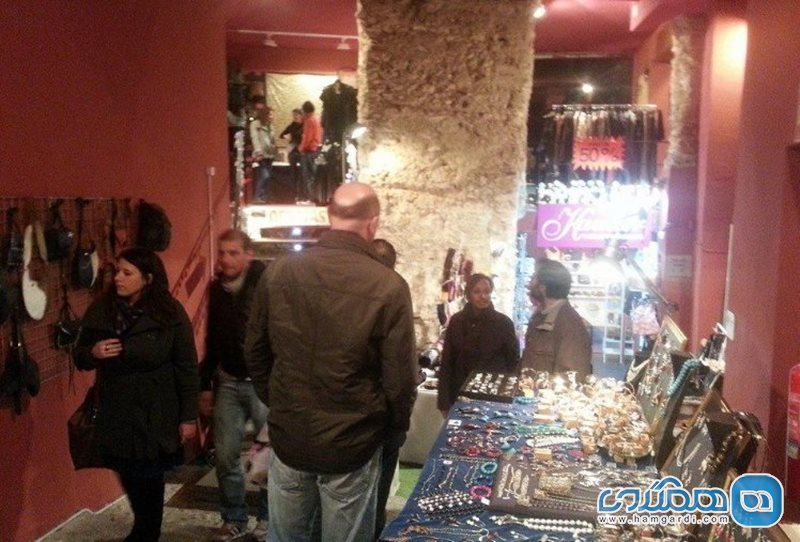 بازار و گالری شیک Galeria Comercial CHIC Market