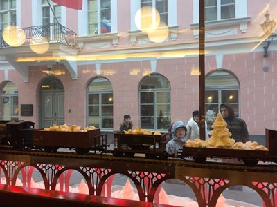 تالین-کافه-Maiasmokk-Cafe-279176