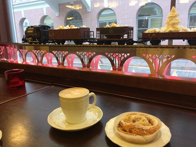 تالین-کافه-Maiasmokk-Cafe-279177