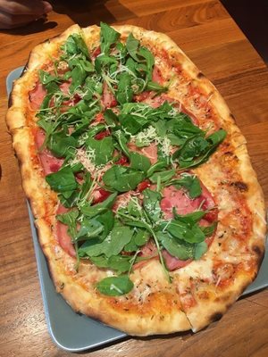 سالزبورگ-رستوران-پیتزای-ارگانیک-سالزبورگ-Organic-Pizza-Salzburg-279569