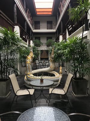 چیانگ-مای-هتل-De-Naga-Hotel-280601