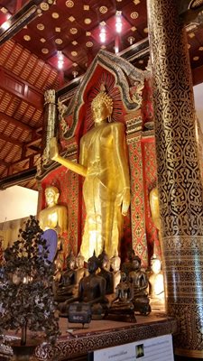 چیانگ-مای-معبد-Wat-Chedi-Luang-Varavihara-280641