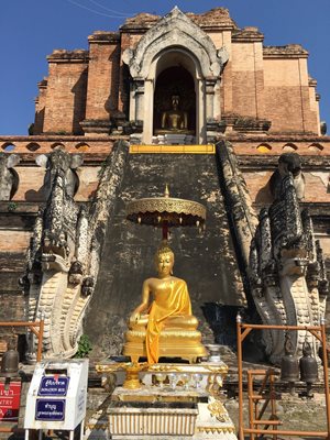 چیانگ-مای-معبد-Wat-Chedi-Luang-Varavihara-280647