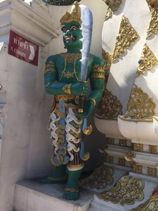 چیانگ-مای-معبد-Wat-Chedi-Luang-Varavihara-280655