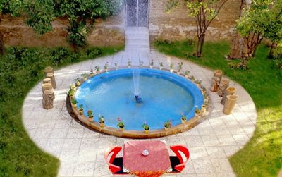 شیراز-هتل-و-رستوران-خانه-باغ-ایرانی-281799