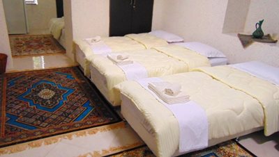 شیراز-هتل-و-رستوران-خانه-باغ-ایرانی-281789