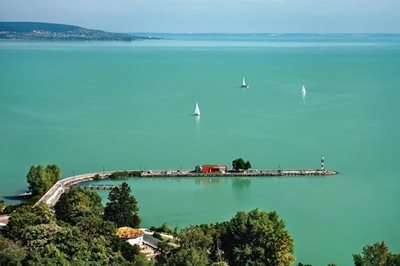 بوداپست-دریاچه-بالاتون-Lake-Balaton-282040