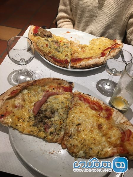 رستوران La Pizza Cresci