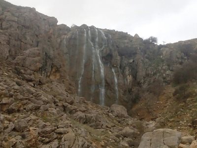 فارسان-آبشار-پیر-غار-287683