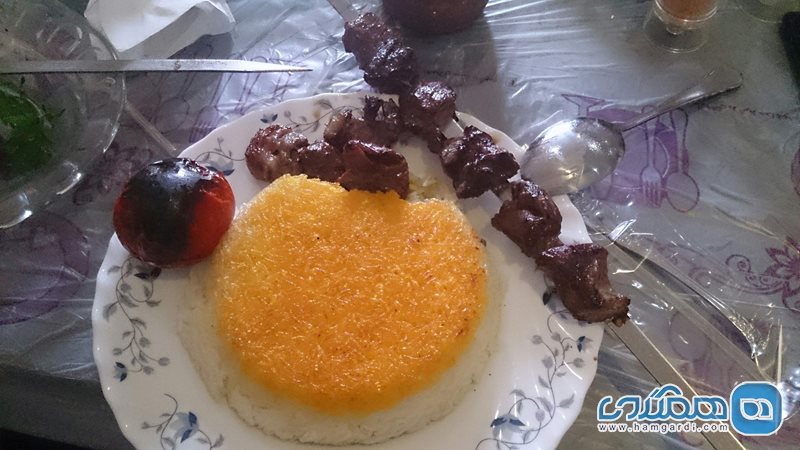 رستوران تی شین نمک آبرود