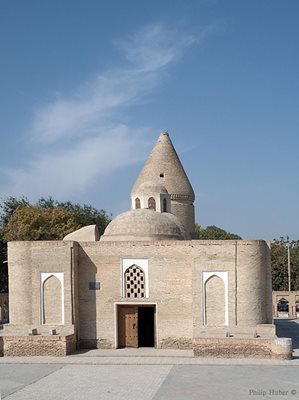 بخارا-آرامگاه-چشمه-ایوب-Chasma-Ayub-Mausoleum-292907