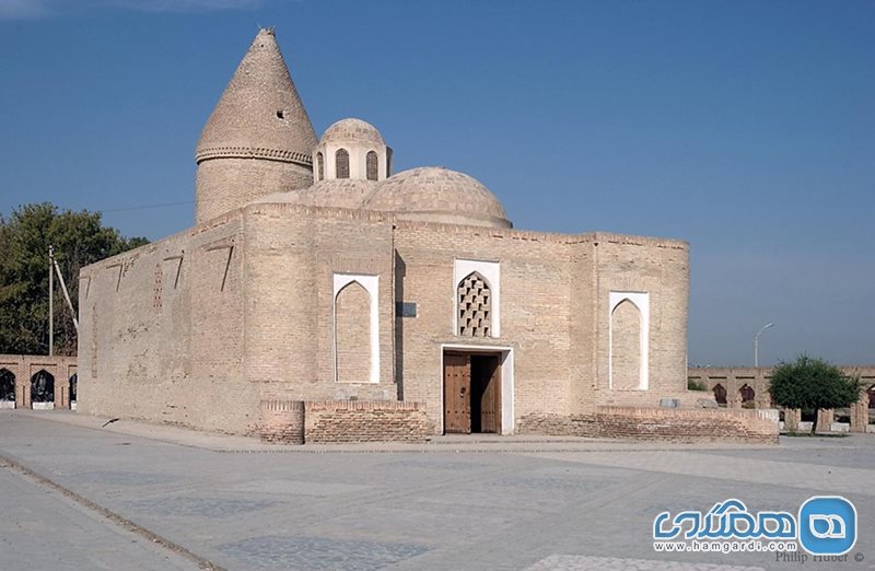 آرامگاه چشمه ایوب Chasma Ayub Mausoleum