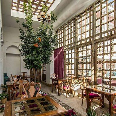 اصفهان-کافه-رستوران-هوگر-اصفهان-293076