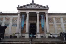 موزه اشمولین آکسفورد Ashmolean Museum of Art and Archaeology