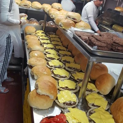 تهران-فست-فود-قلعه-296333