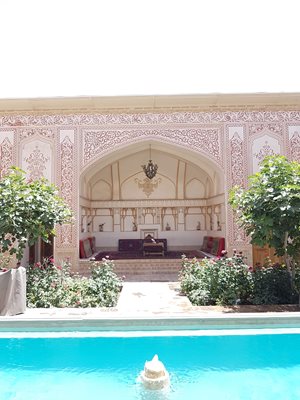 کاشان-اقامتگاه-سنتی-مهینستان-راهب-298088