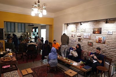 تهران-کافه-هاستل-کوژین-300538