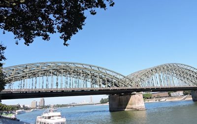کلن-پل-هوهنزولرن-Hohenzollern-Bridge-300834