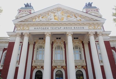 صوفیه-تئاتر-ملی-ایوان-وازوف-در-صوفیه-Ivan-Vazov-National-Theater-in-Sofia-303571