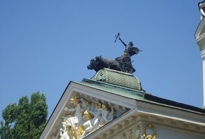 صوفیه-تئاتر-ملی-ایوان-وازوف-در-صوفیه-Ivan-Vazov-National-Theater-in-Sofia-303574