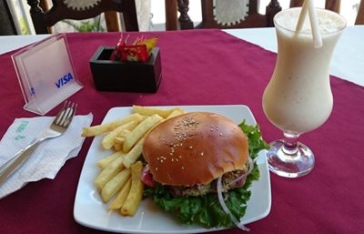 ماچو-پیچو-کافه-رستوران-کن-پیکسوی-ماچو-پیچو-Cafe-con-Pisco-304006