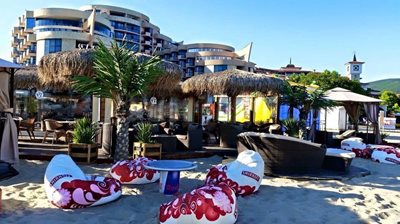 سانی-بیچ-رستوران-ساحلی-فیستا-سانی-بیچ-Fiesta-Beach-bar-306427