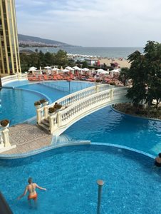 سانی-بیچ-هتل-کاخ-ویکتوریا-سانی-بیچ-Victoria-Palace-Hotel-Spa-307573