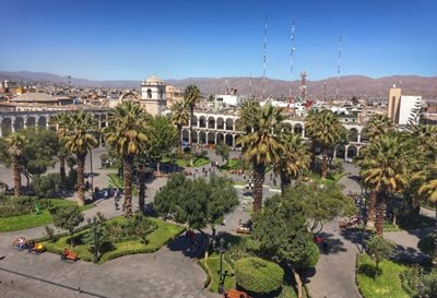 آره-کویپا-پلازای-آرماس-آره-کویپا-Plaza-de-Armas-de-Arequipa-307745