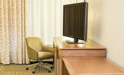 فیلادلفیا-هتل-همپتون-فیلادلفیا-Hampton-Inn-Philadelphia-International-Airport-313746